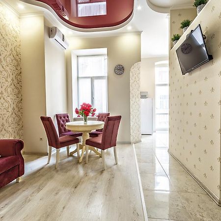 American Apartment Львов Экстерьер фото
