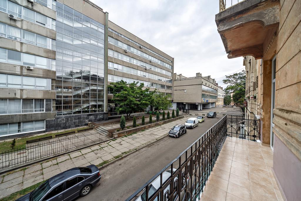 American Apartment Львов Экстерьер фото